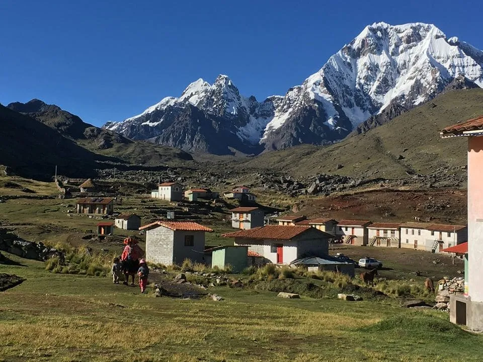 Village of Paqcchanta with Apu Ausangate